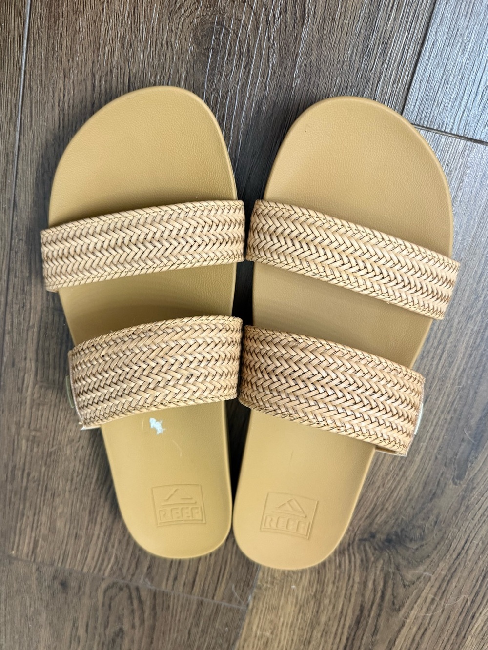 REEF Women’s Size 11 Tan Woven Double Strap Slide Sandals Beach Resort